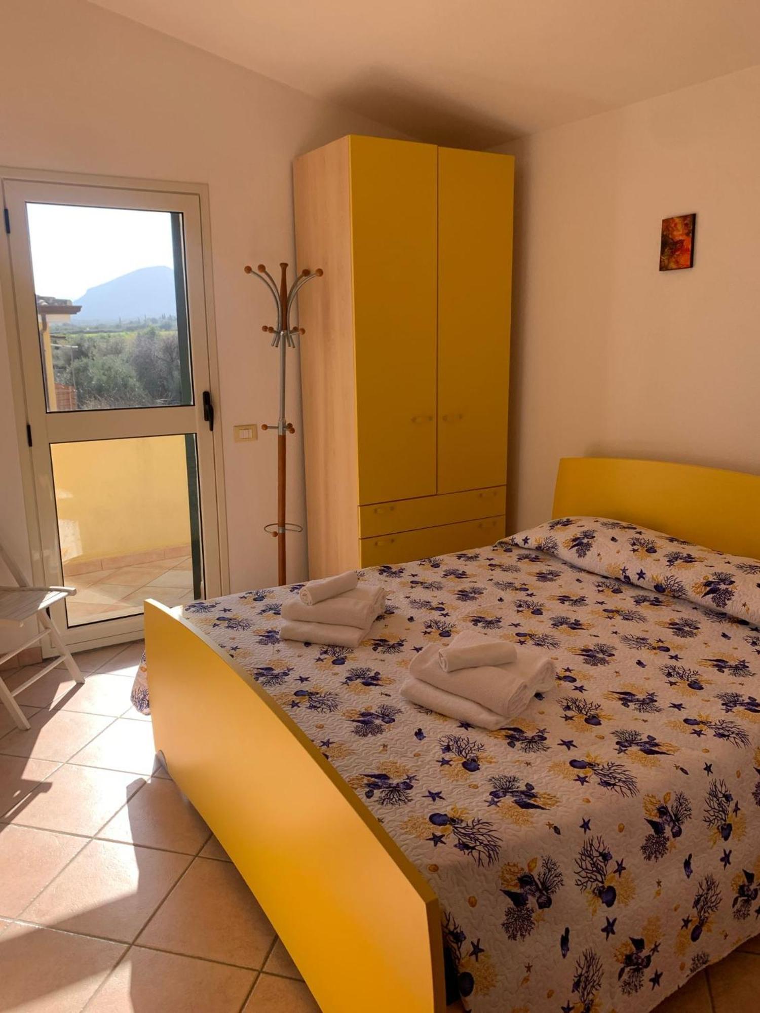 オロゼーイ Casa Menucciaヴィラ エクステリア 写真